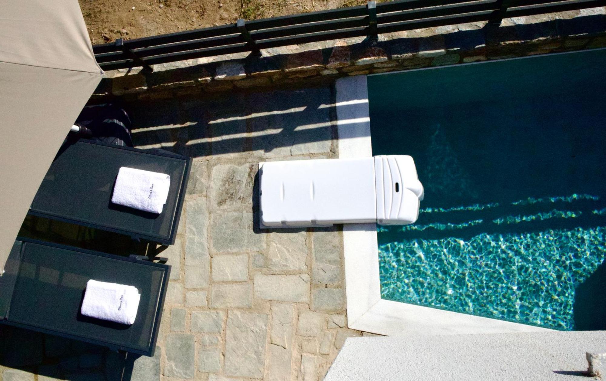 Olive & Sea Luxury Suites Skala Sotiros Exterior photo