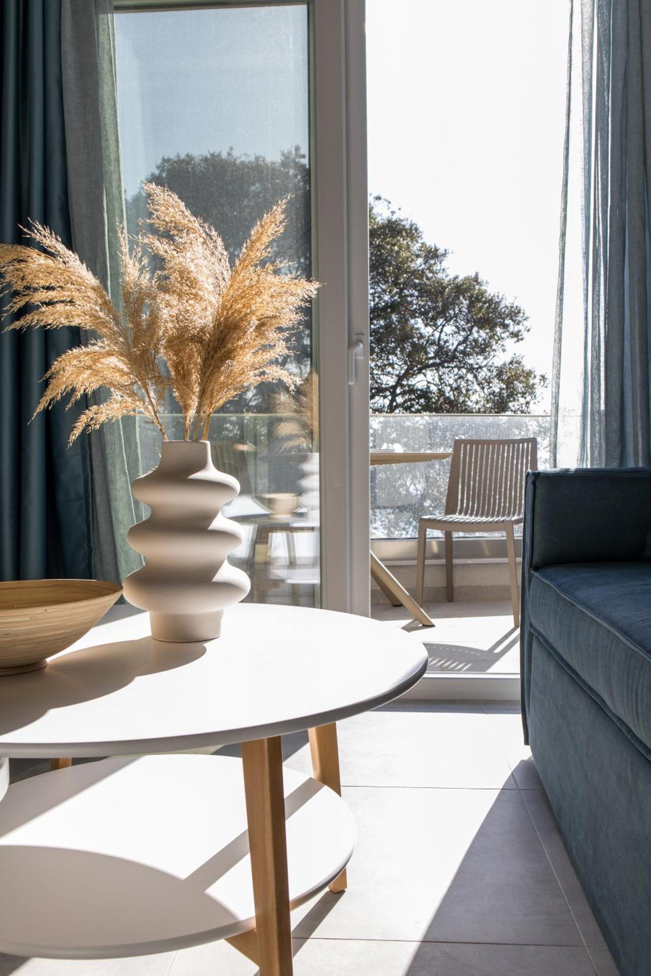 Olive & Sea Luxury Suites Skala Sotiros Exterior photo
